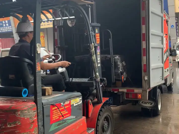 On-site supervision of loading